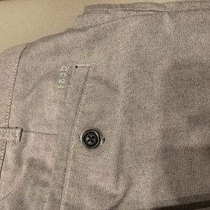 Men’s like new Izod pants